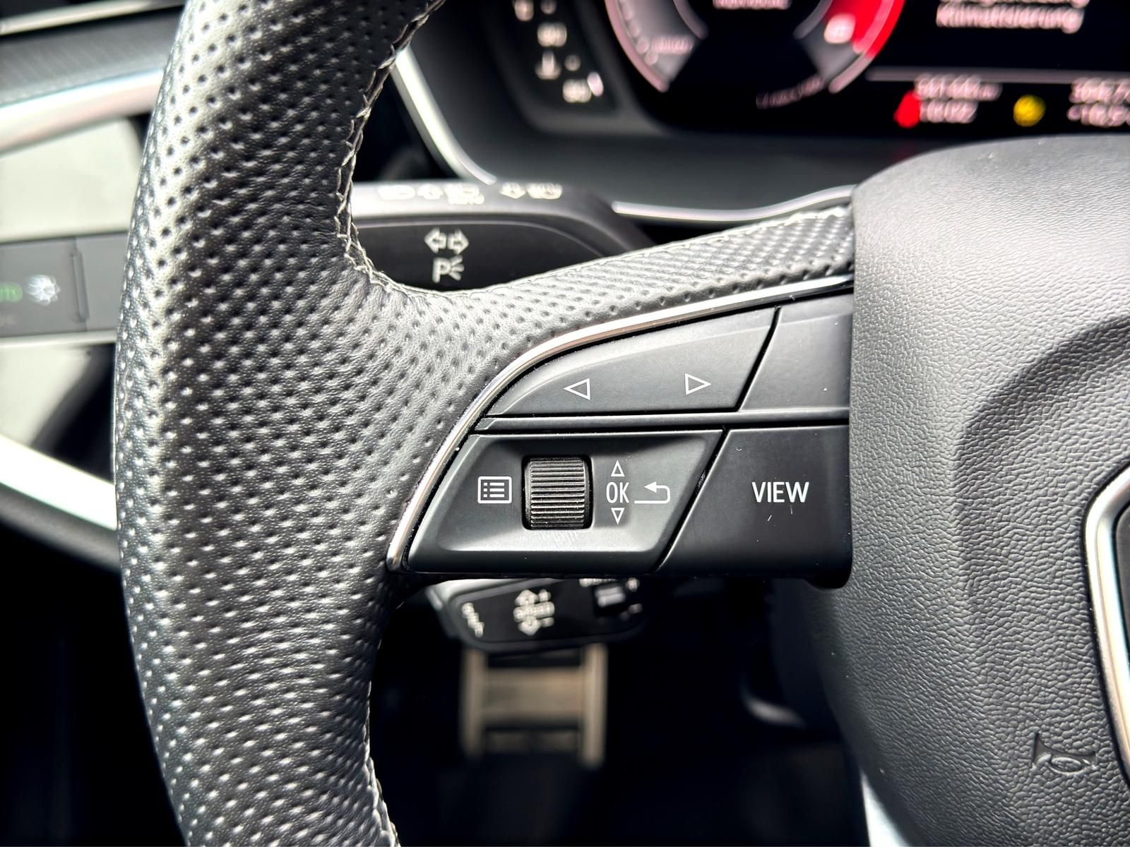 Audi Q3 40 TFSI S-Line - Samsaru's Car Outlet