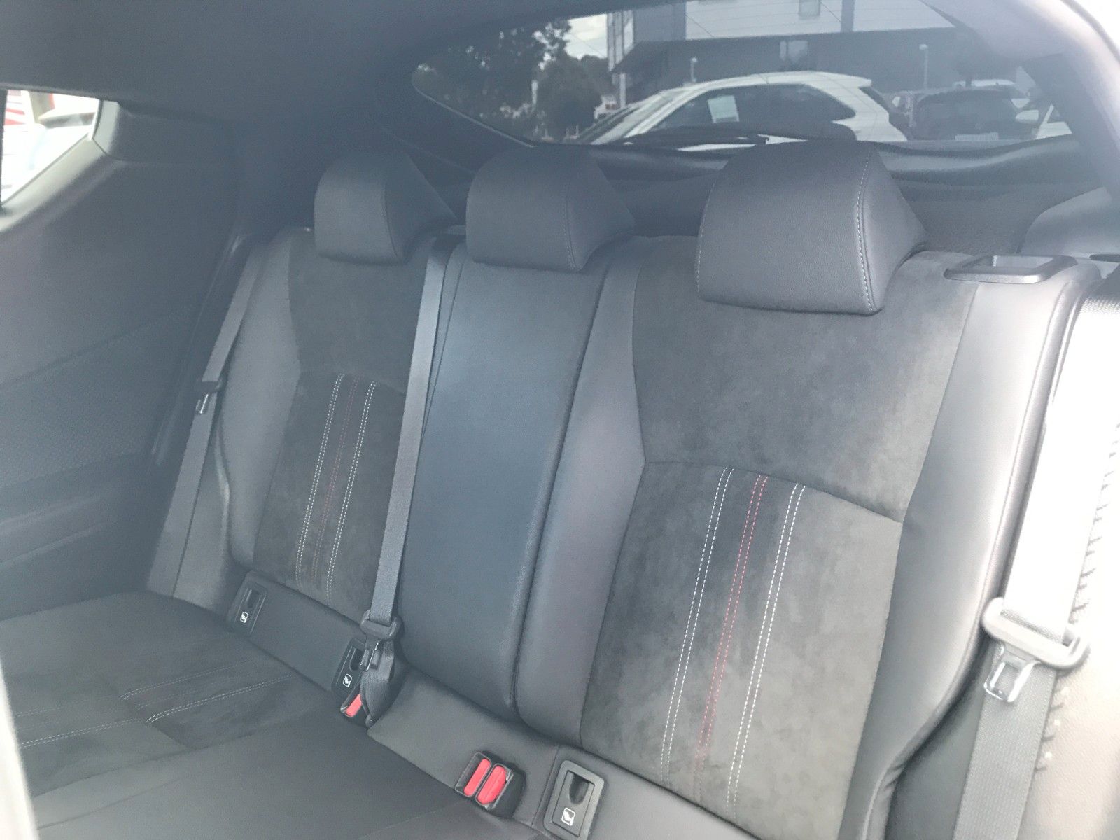 Toyota C-HR 2.0L Hybrid GR Sport - Samsaru's Car Outlet