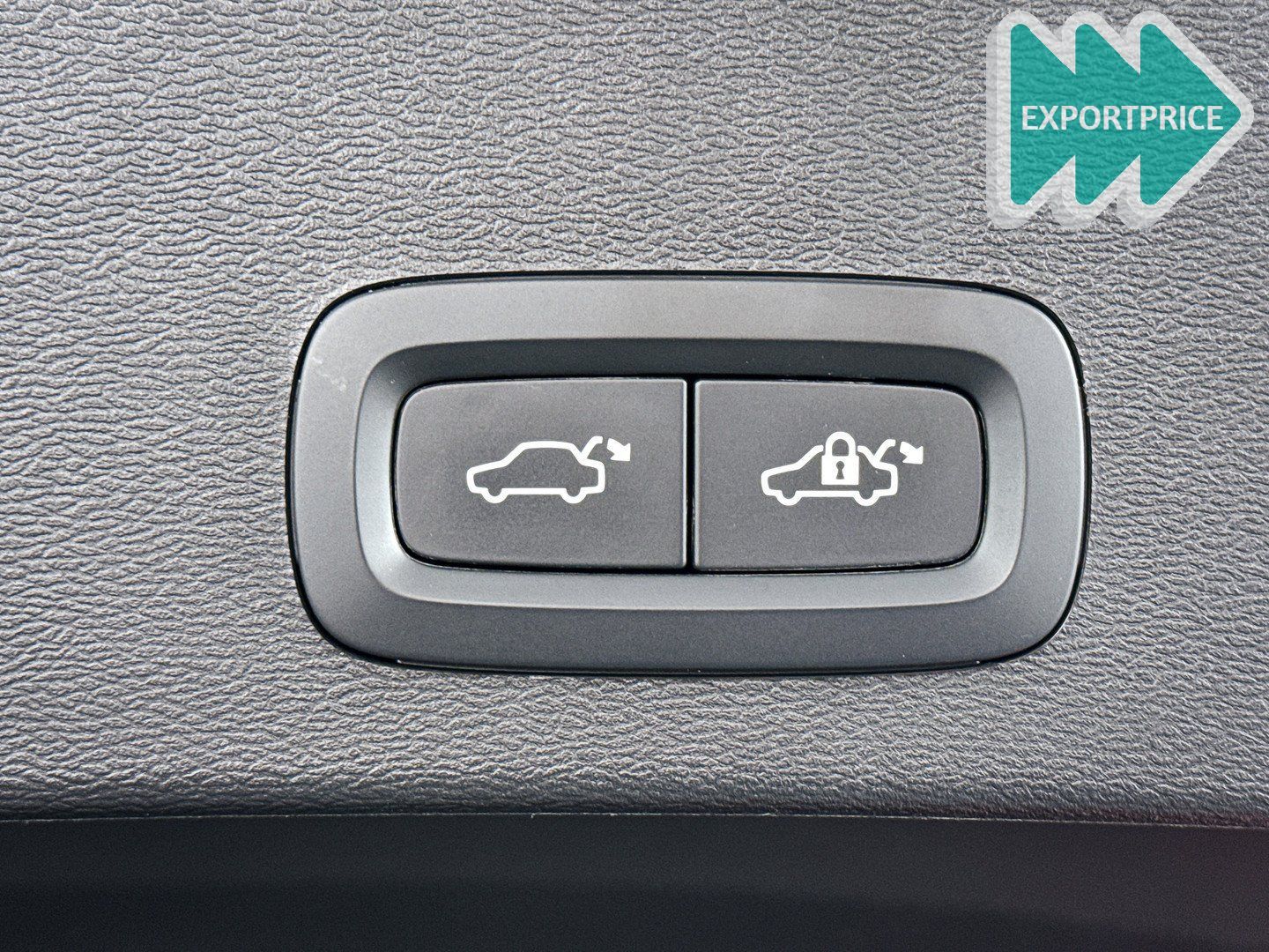 Volvo XC40 Recharge Plus 70 kWh | Stoel- en stuurverwa