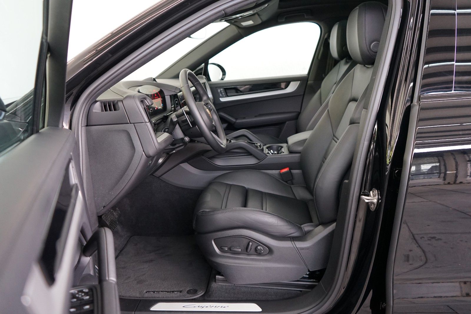 Porsche Cayenne Coupe E-Hybrid*LUFT/AHK/ACC/BOSE/360/21z
