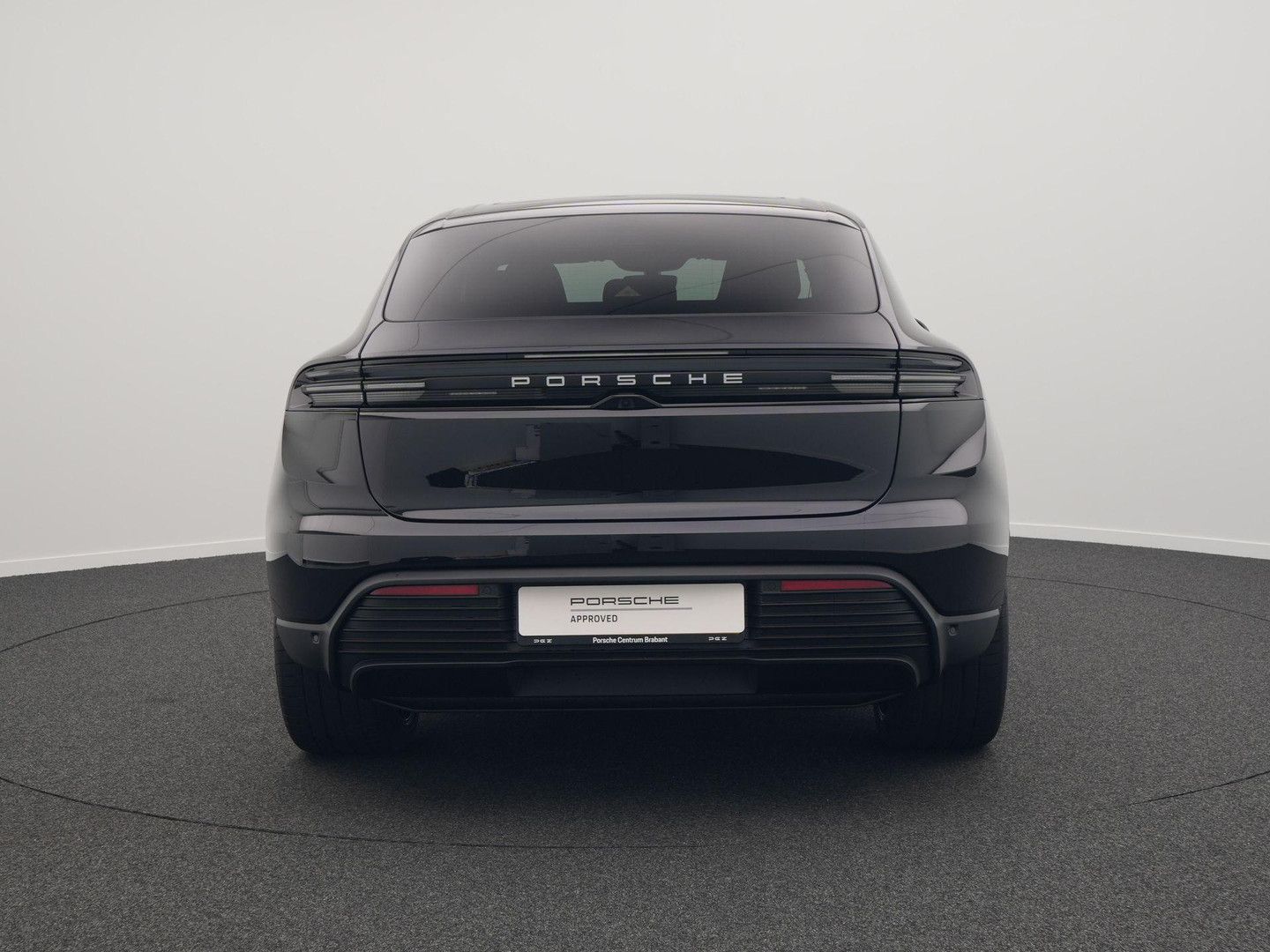 Porsche Macan 4