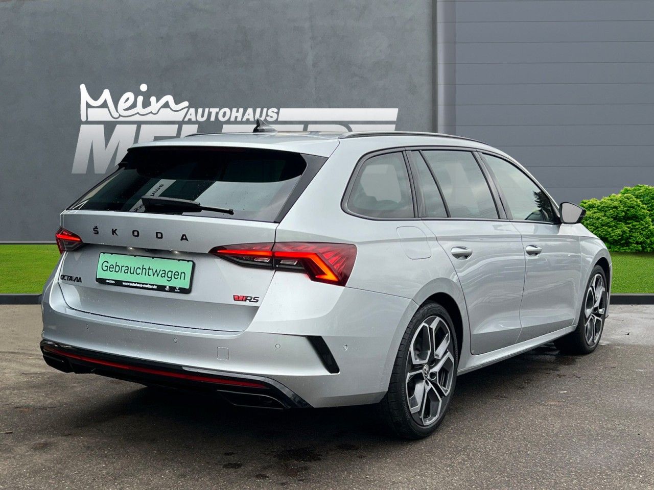 Skoda Octavia Combi RS - Samsaru's Car Outlet