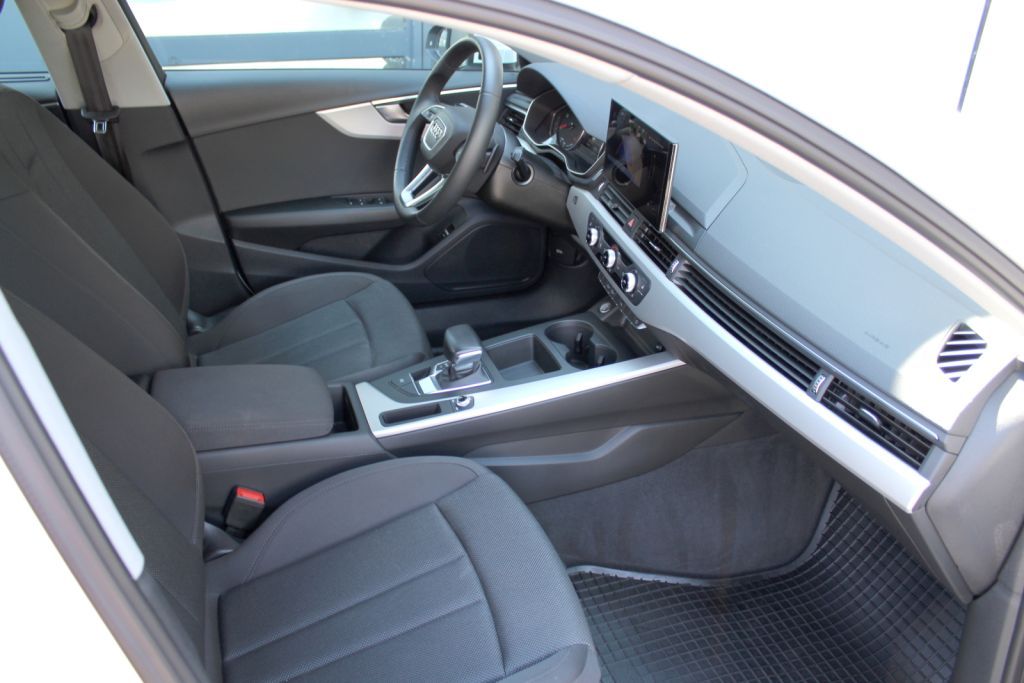 Audi A4 Avant 35 TDI S tronic - Samsaru's Car Outlet