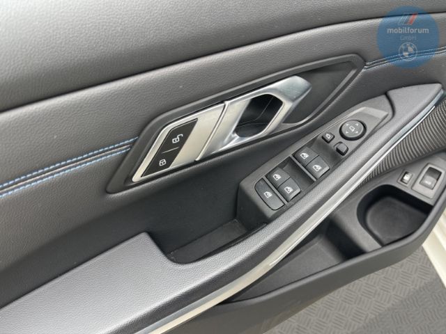 BMW 330 e xDrive M-Sport Pro LCI ACC AHK HUD HiFi
