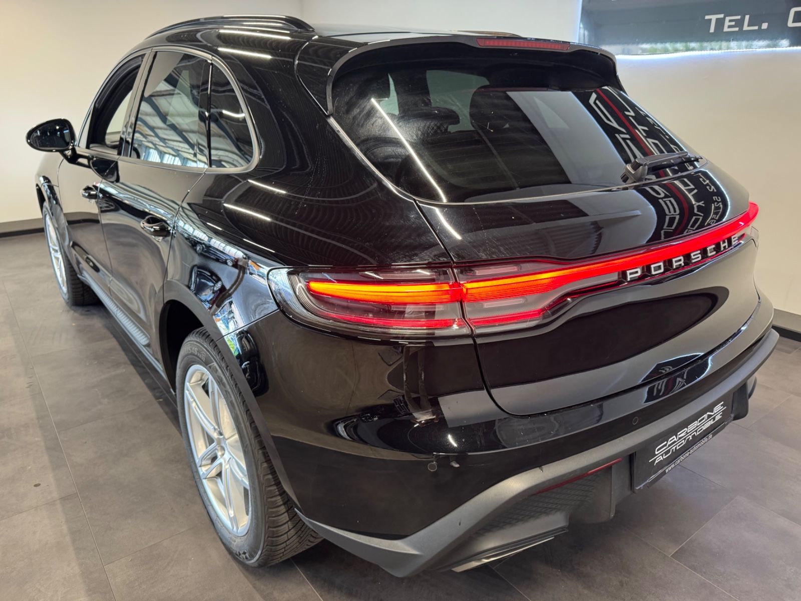 Porsche Macan - Samsaru's Car Outlet