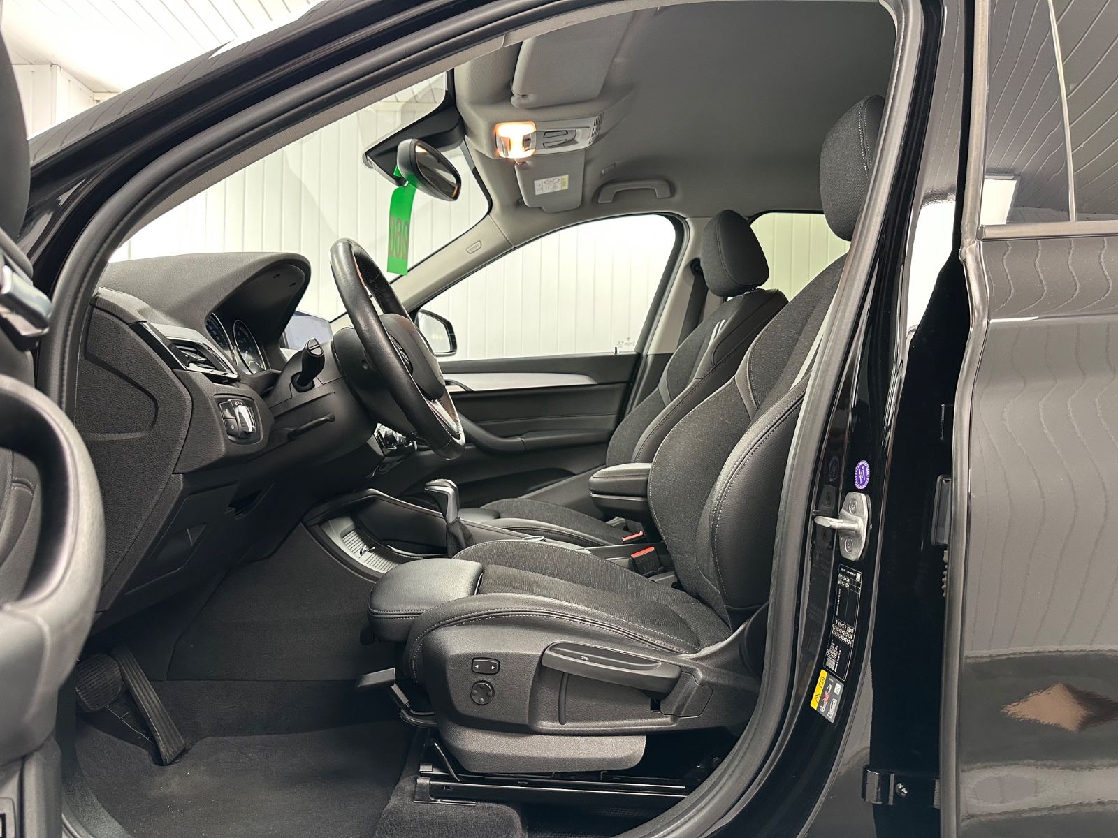 BMW X1 xDrive 25 e Hybrid - Samsaru's Car Outlet