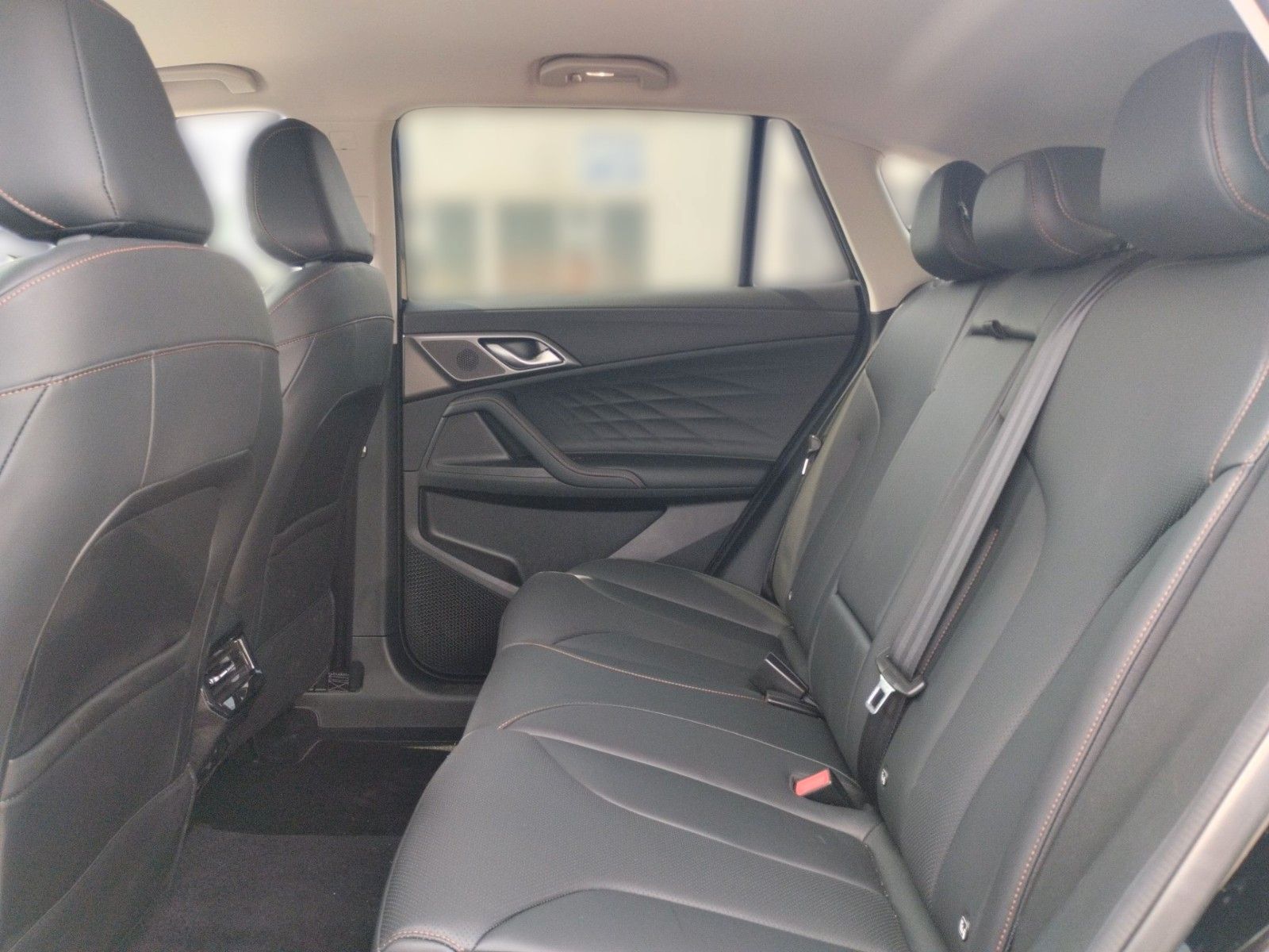 MG HS PHEV Luxury 272 PS - Allwetterreifen