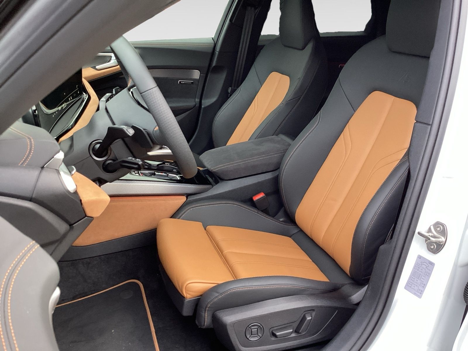 Audi A5 Avant 2.0 TDI quattro S-tronic S-line MMI+Lic