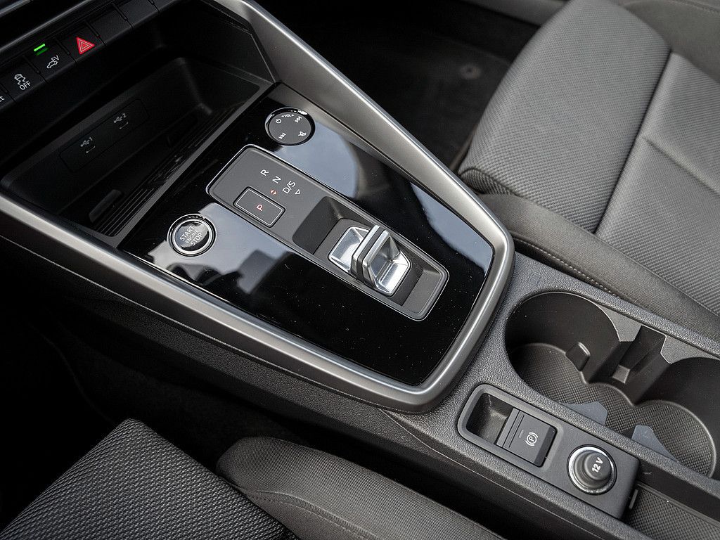 Audi A3 Sportback 40 TFSIe advanced - Samsaru's Car Outlet