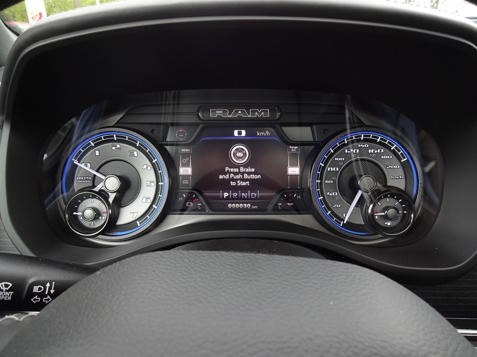 Dodge RAM Limited Night Edition 5.7L V8 HEMI Crew Cab