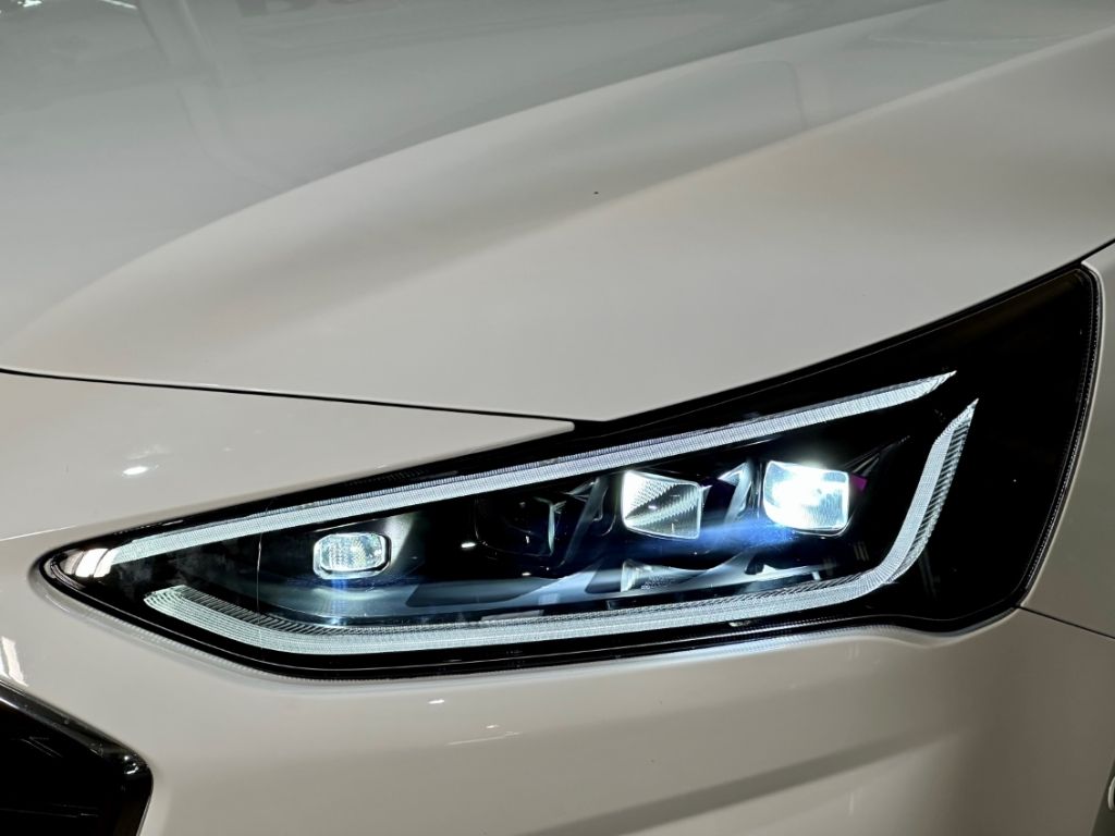 Ford Focus Titanium X+5J. Garantie*+Automatik+B&O