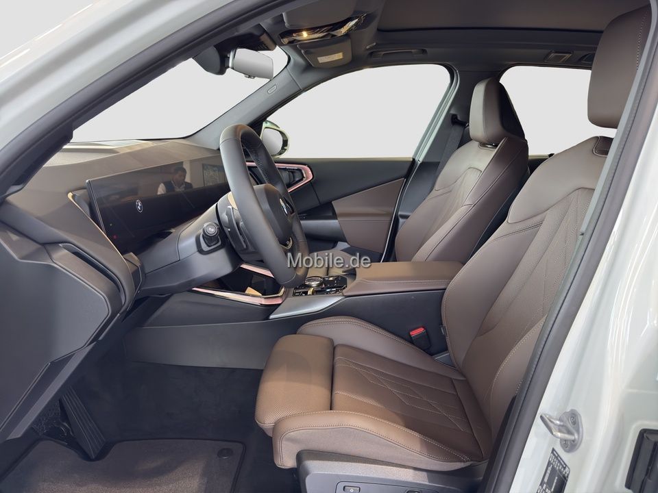 BMW X3 xDrive20 19" PREMIUM + COMFORT PAKET + PANO.