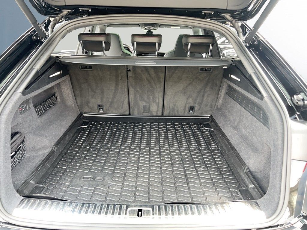 Audi RS Q8 4.0 TFSI quattro RS Essential Paket Dynami