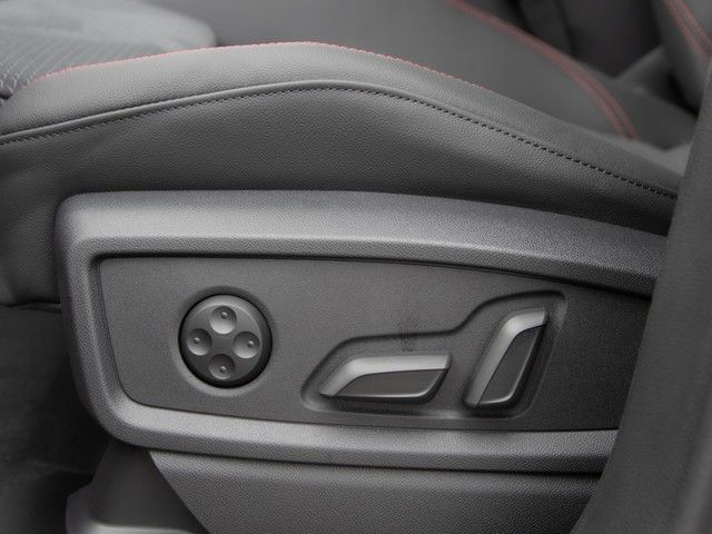 Audi Q5 Sportback 45 TFSI quattro S line LM21 ACC Mat