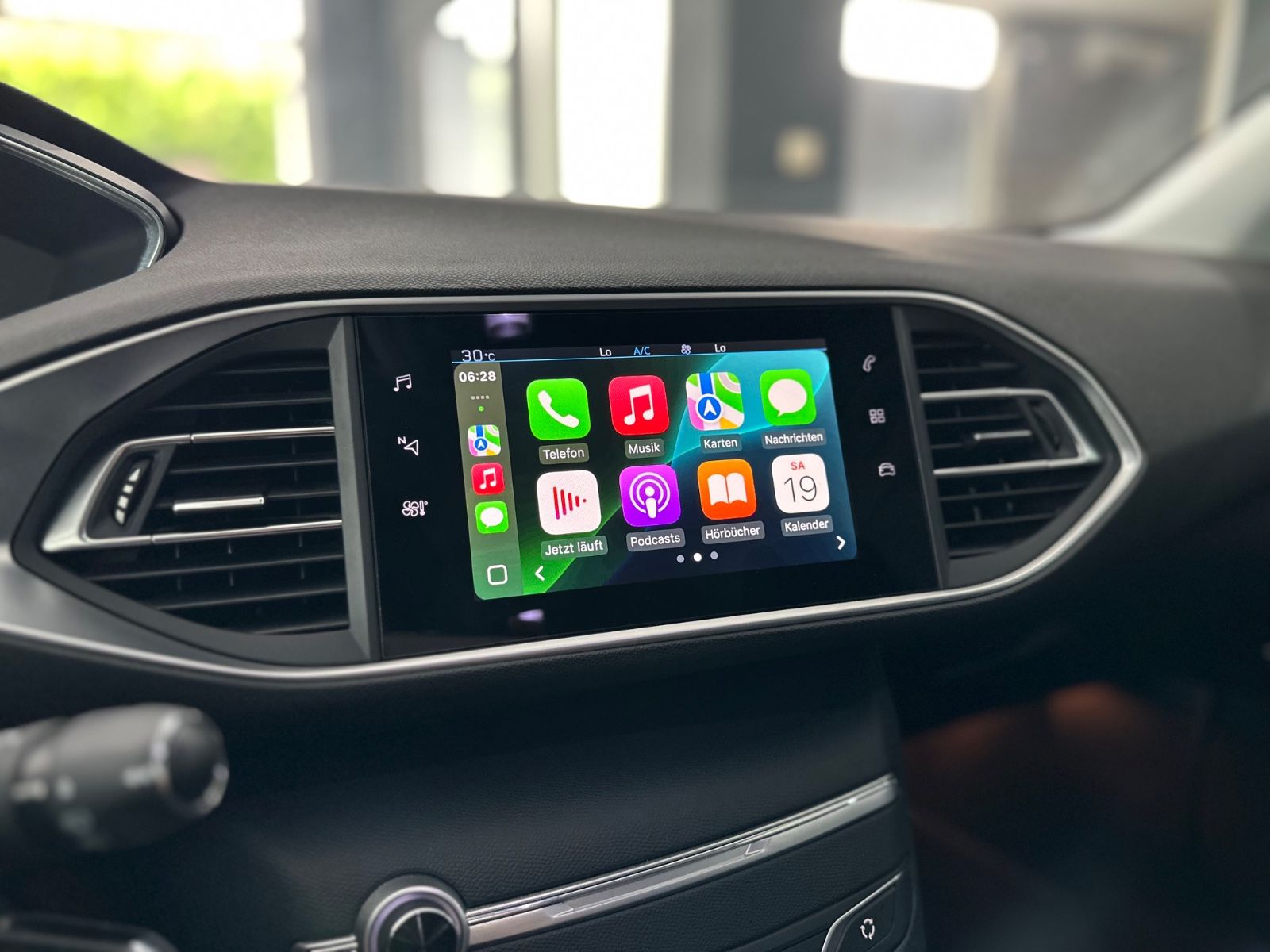 Peugeot 308 SW Allure - Samsaru's Car Outlet