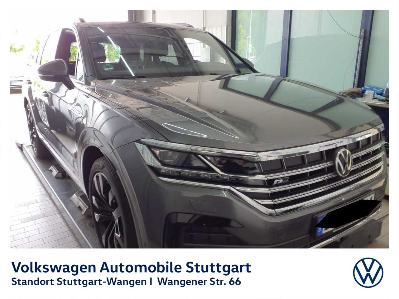 Volkswagen Touareg R-Line 3.0 TDI - Samsaru's Car Outlet