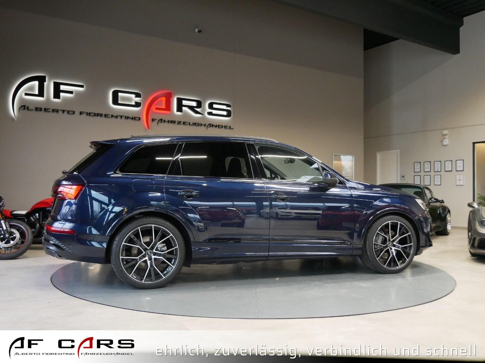 Audi Q7 50 TDI quattro S line S Sport 7 Seat Matrix