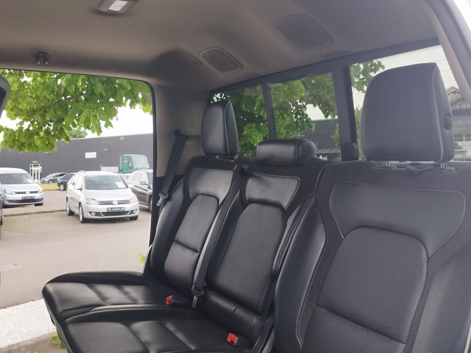 Dodge RAM 1500 Laramie Crew Cab 4x4  Kamera Leder LED
