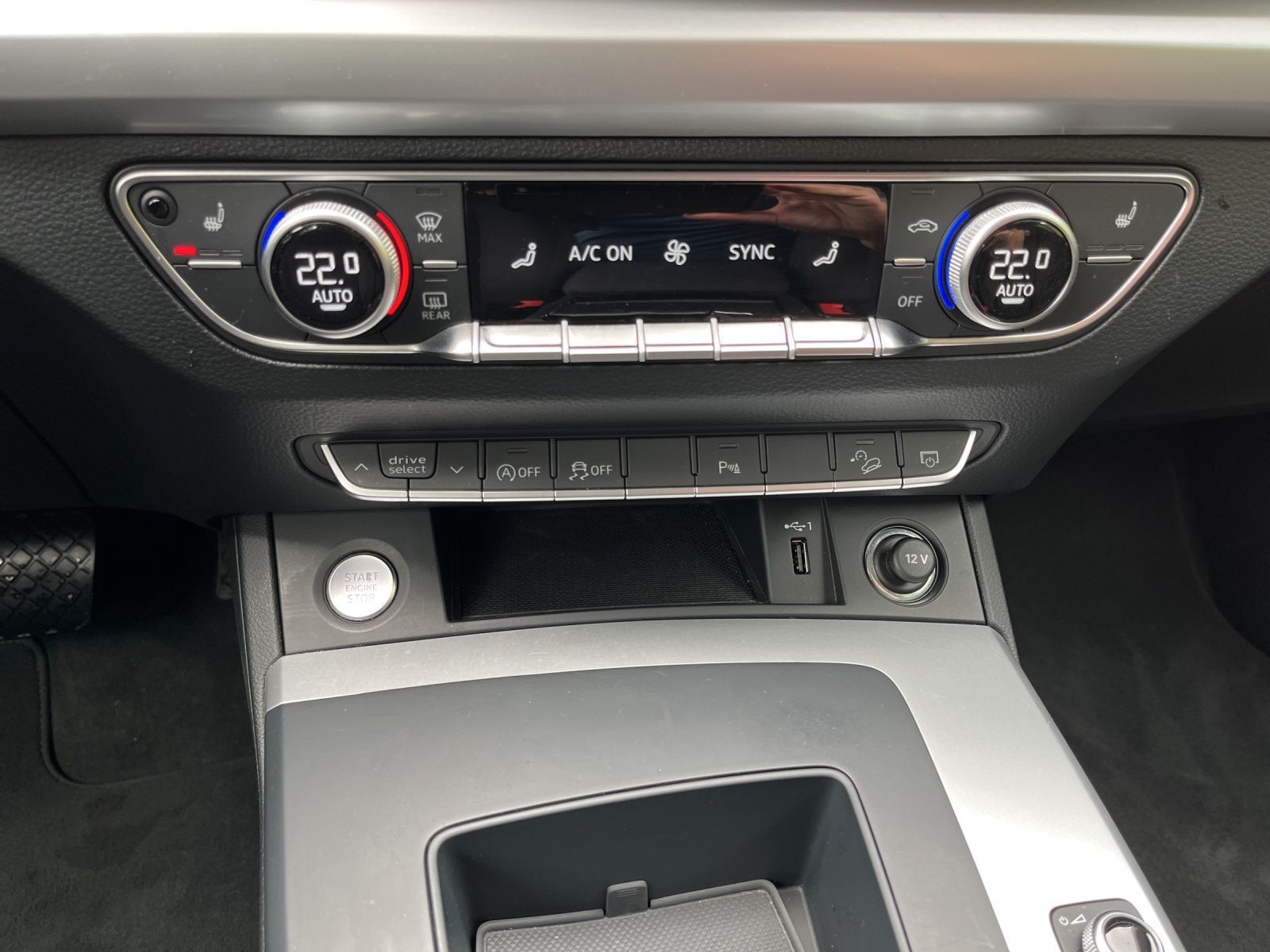 Audi Q5 40 TDI quattro - Samsaru's Car Outlet