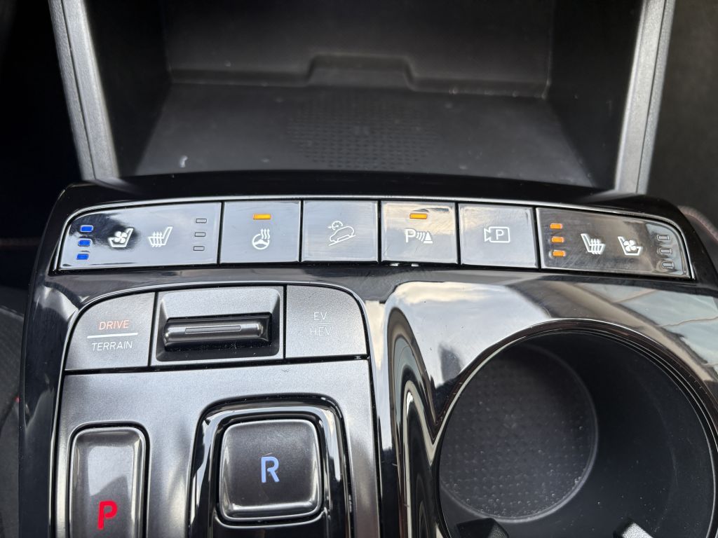 Hyundai TUCSON 1.6 T-GDi Plug-in-Hybrid 4WD N Line - Samsaru's Car Outlet