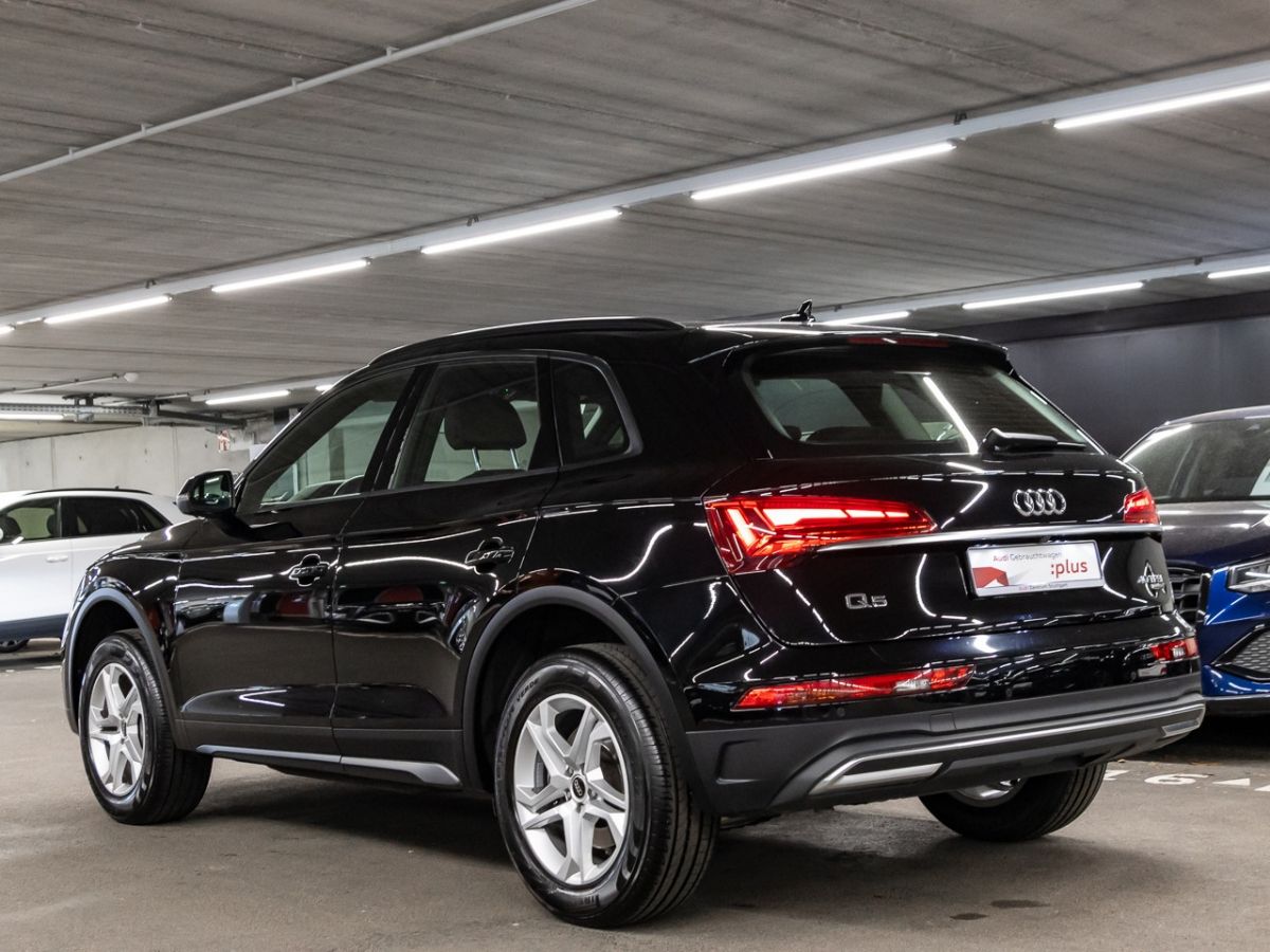 Audi Q5 40 TFSI quattro - Samsaru's Car Outlet