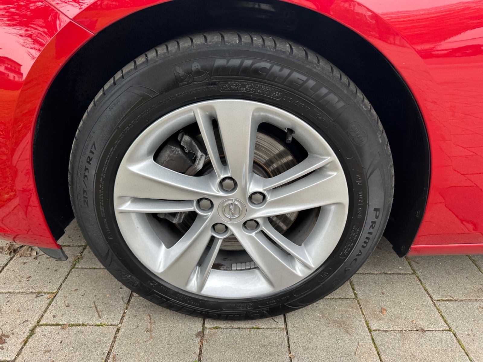 Opel Insignia Sports Business - Samsaru's Car Outlet