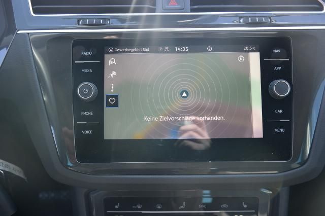 Volkswagen Tiguan 2.0 TDI Life DSG - Samsaru's Car Outlet