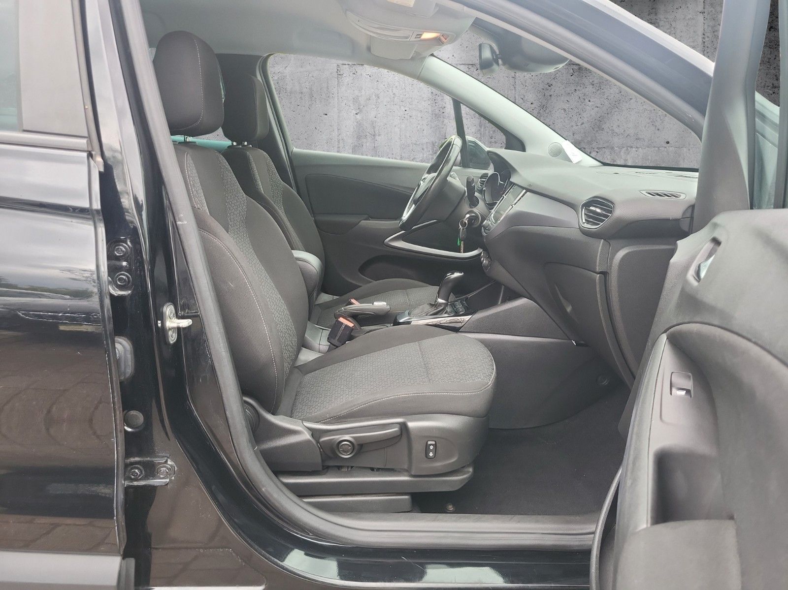 Opel Crossland X Edition - Samsaru's Car Outlet