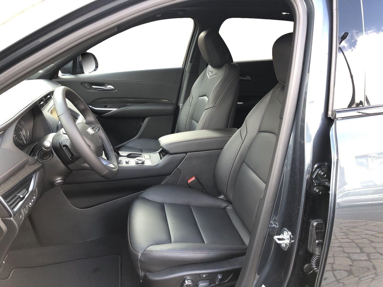 Cadillac XT4 2.0 T Sport AWD *Vollausstattung*