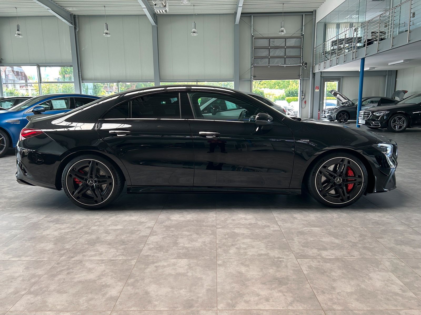 Mercedes-Benz CLA 35 AMG 4M - Samsaru's Car Outlet