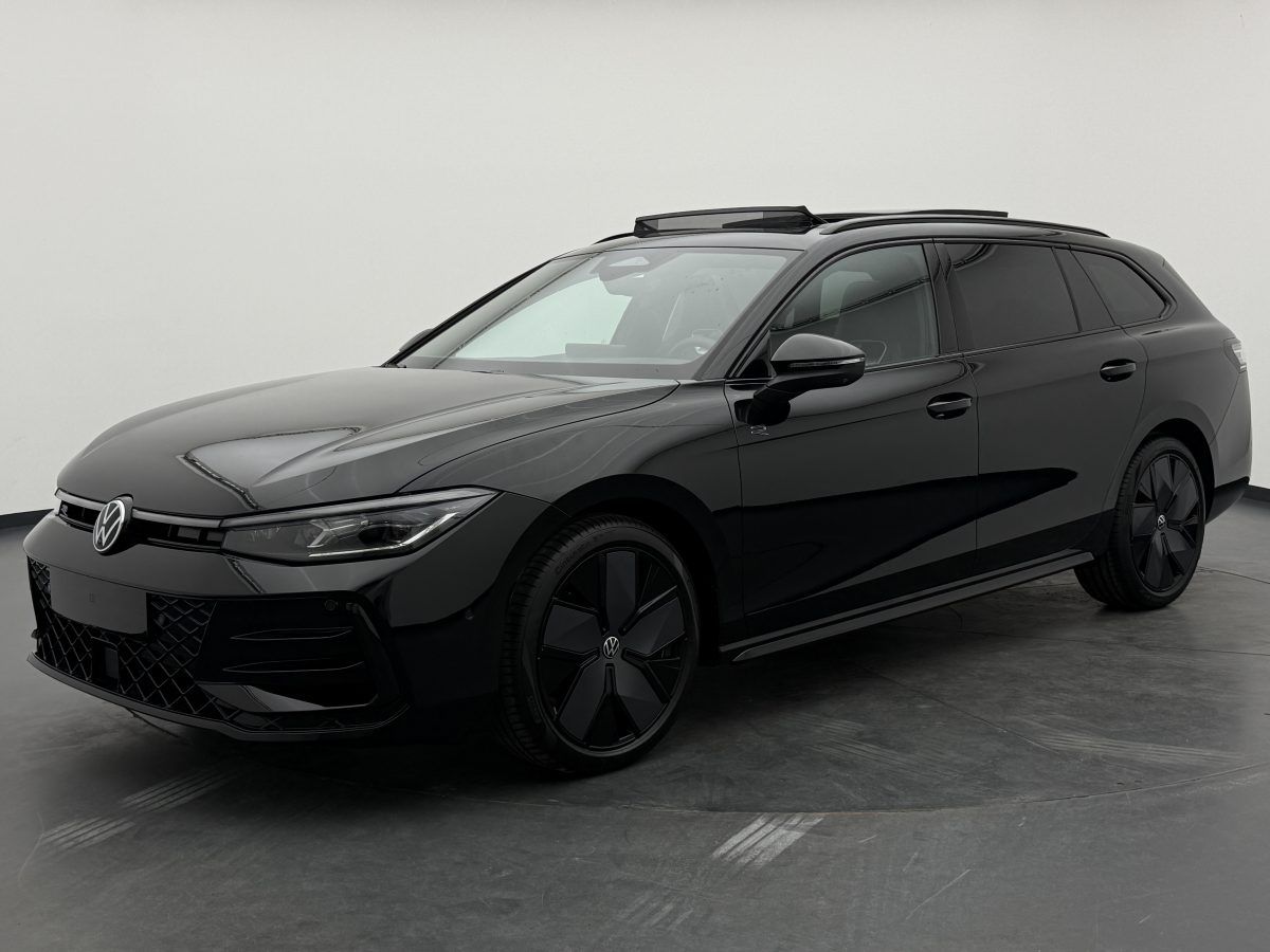 Volkswagen Passat Var. 2.0 TDI 4M +R-LINE+CAM+PANO+AHK+HUD+