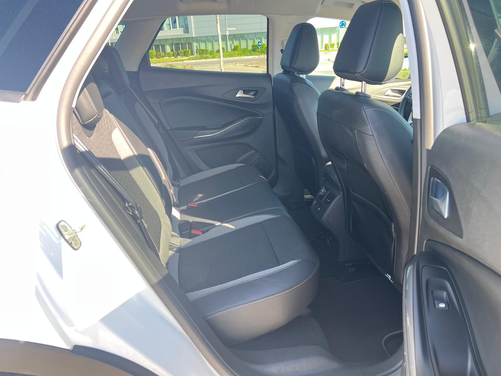 Opel Grandland X 2.0 D 120 Jahre Aut. - Samsaru's Car Outlet