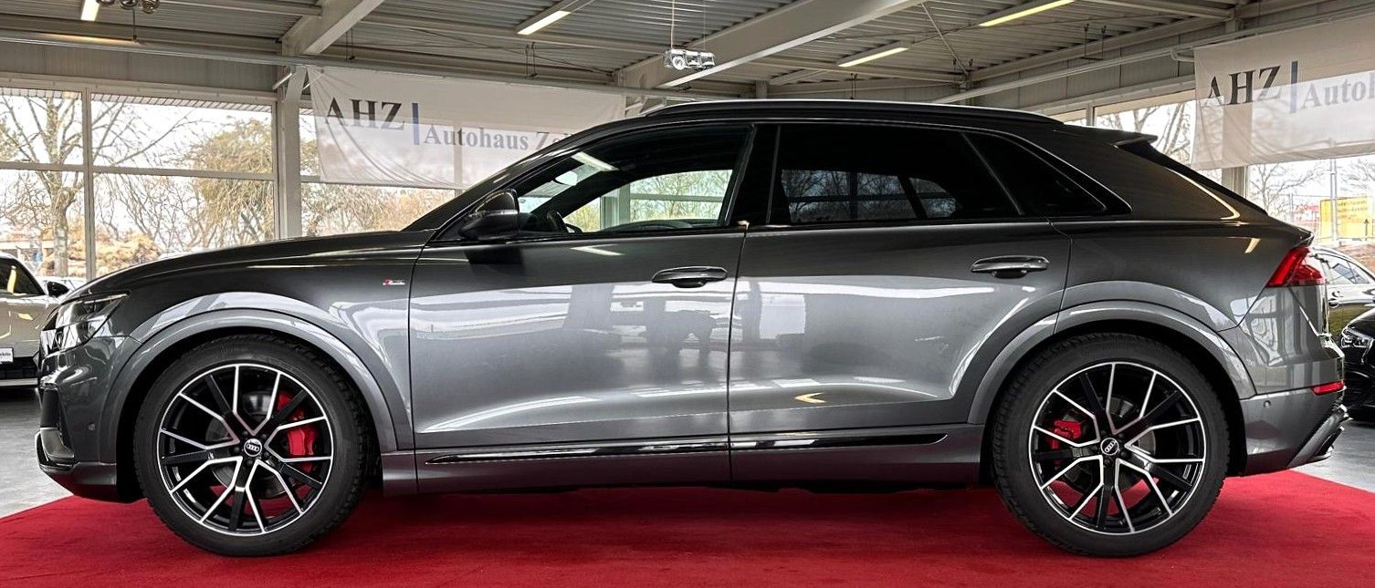Audi Q8 50 TDI quattro S LINE AHK STANDHZ PANO Allrad