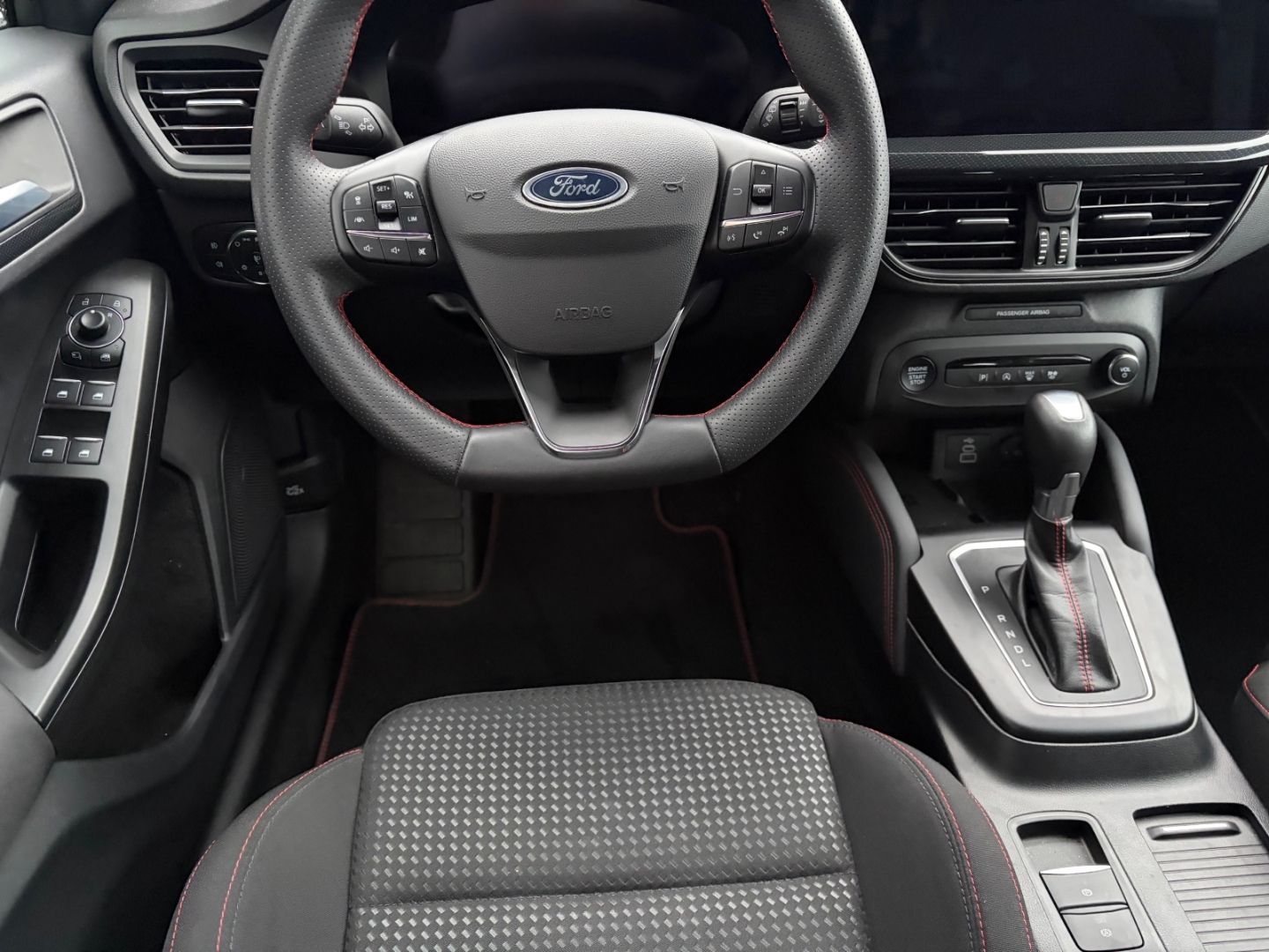 Ford Focus 1.0 EcoBoost Turnier ST-Line X Head-Up AHK