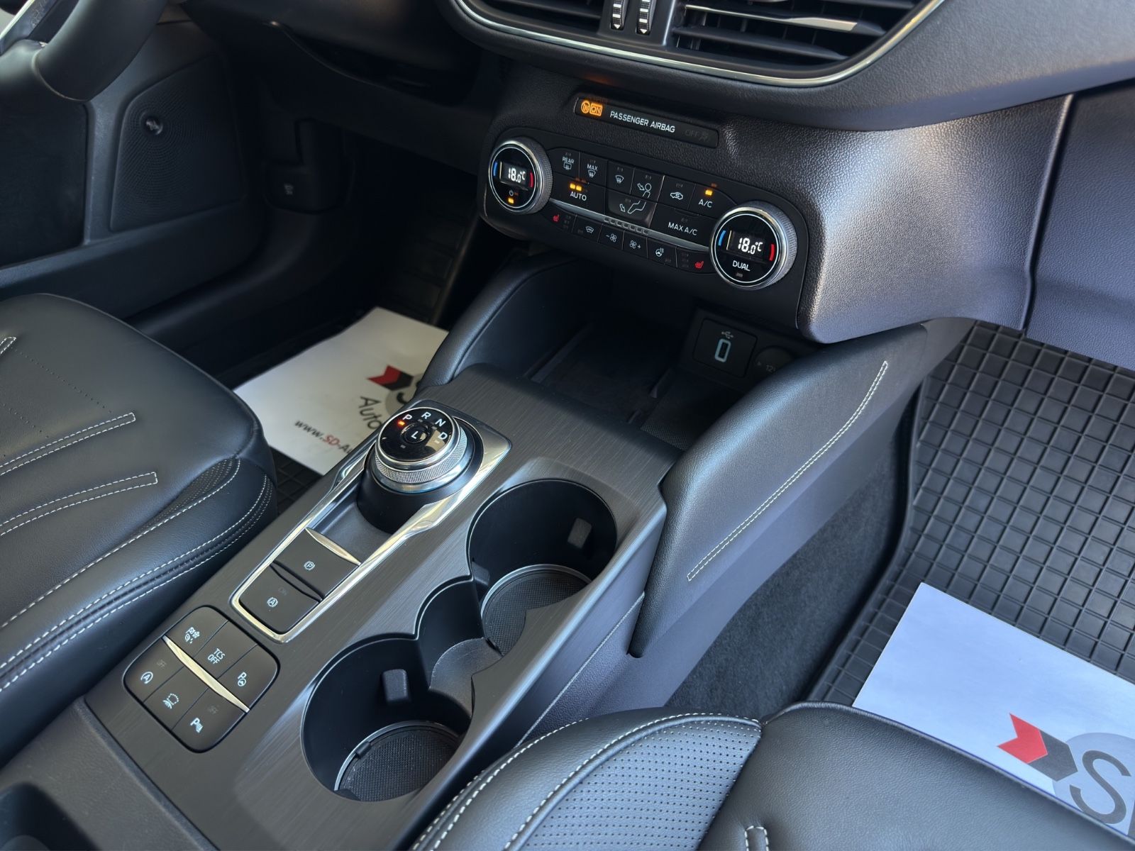 Ford Focus 2.0 Vignale - Samsaru's Car Outlet