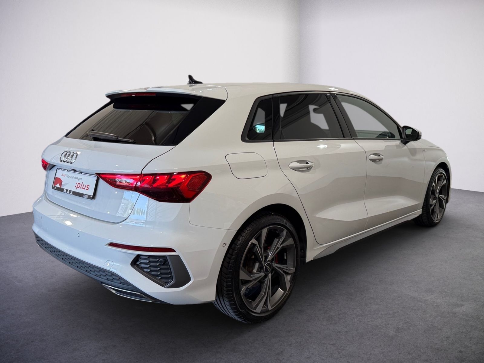 Audi A3 Sportback 35 TFSI S LINE - Samsaru's Car Outlet