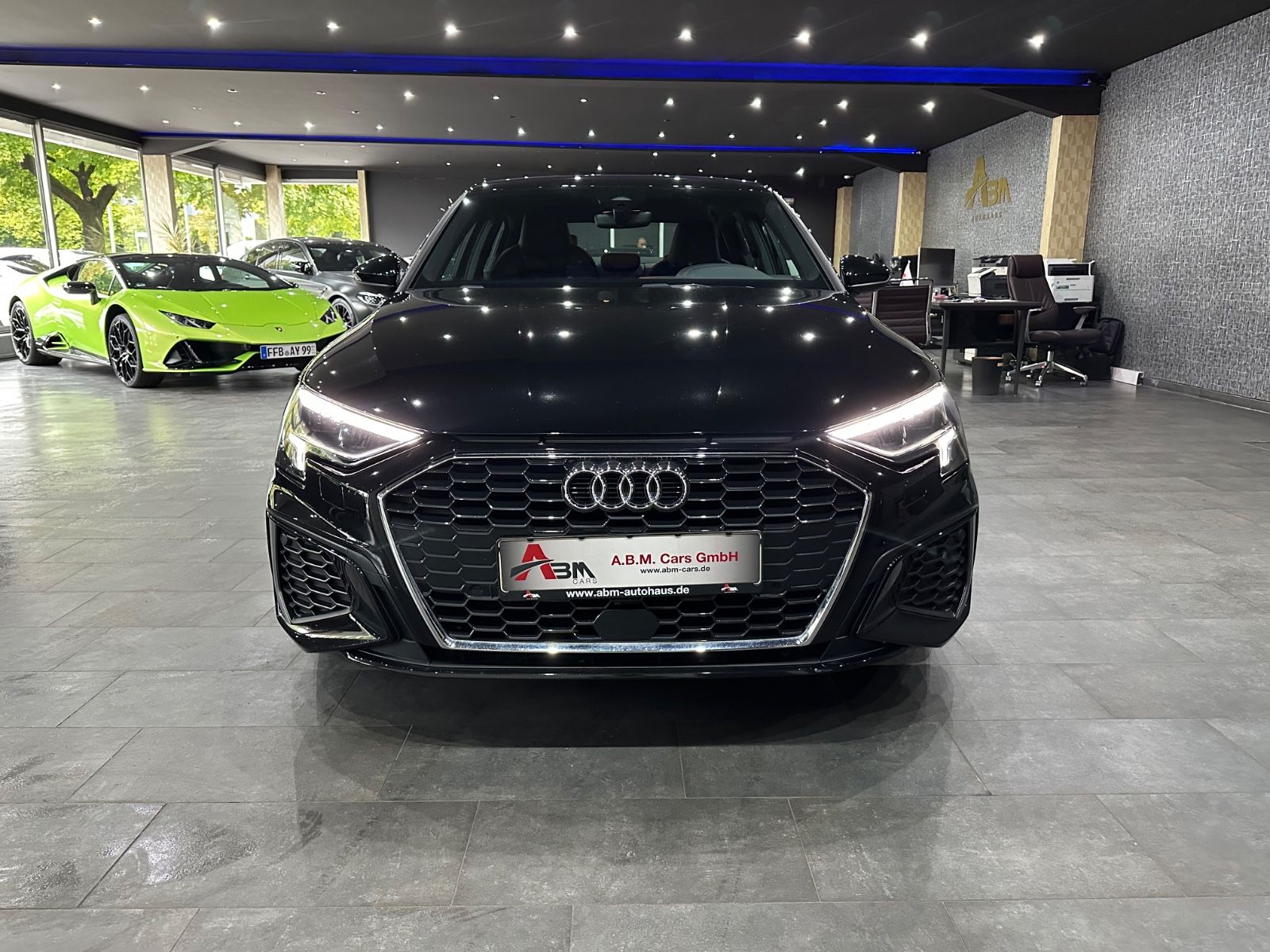 Audi A3 Limousine 35 TDI S line /1.HAND / ACC /8xFach