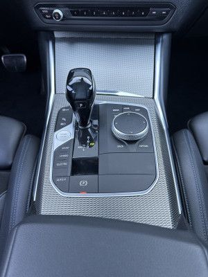 BMW 330e Touring M-Sport - Samsaru's Car Outlet