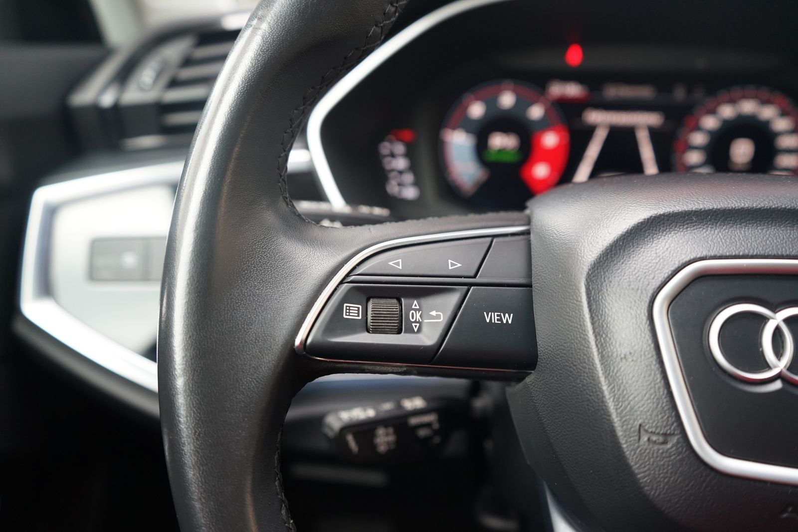 Audi Q3 Sportback 40 TDI quattro S line - Samsaru's Car Outlet