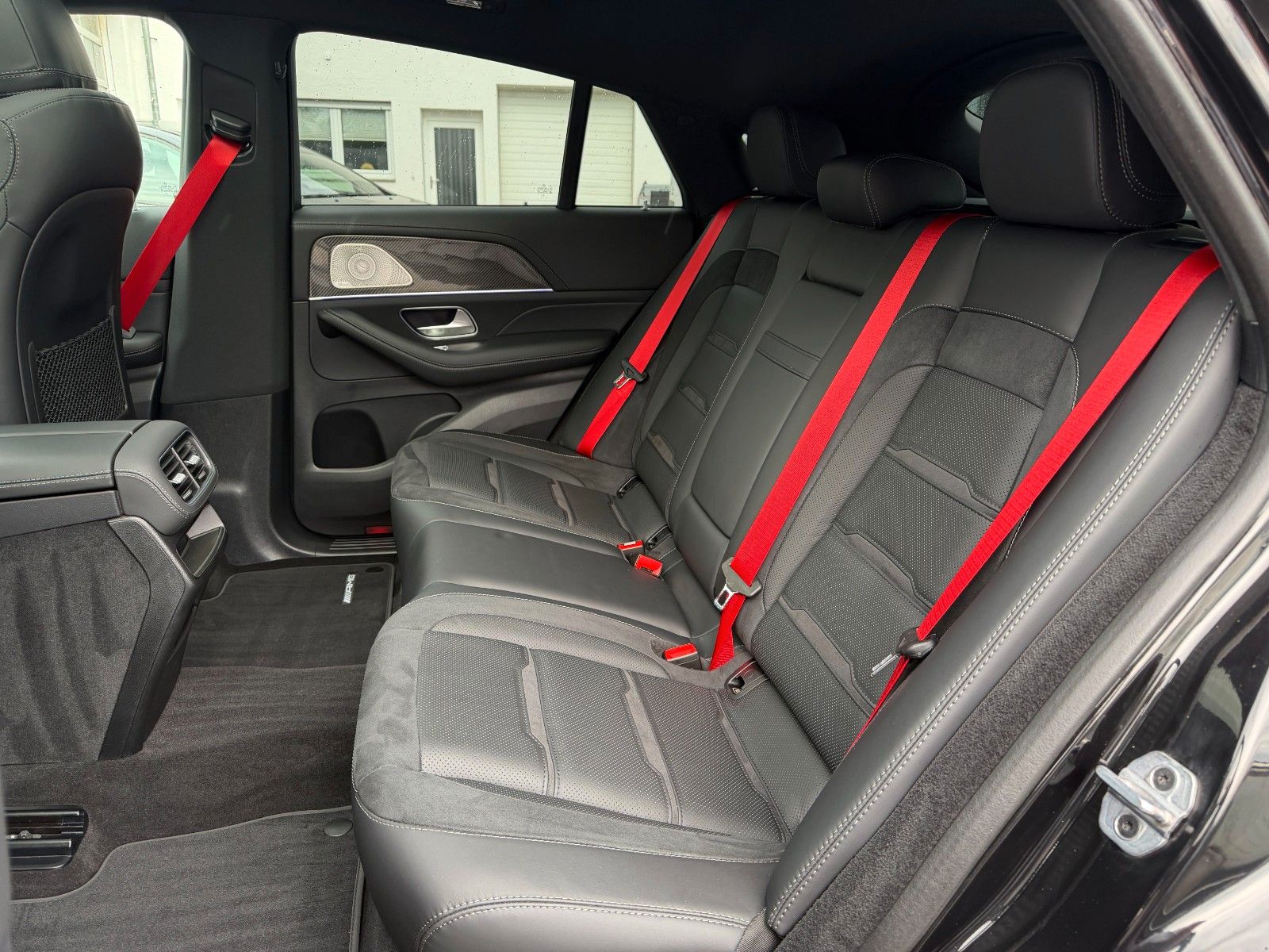Mercedes-Benz GLE 53 AMG 4M+ PANO*Carbon*DISTR+*AHK*Massage