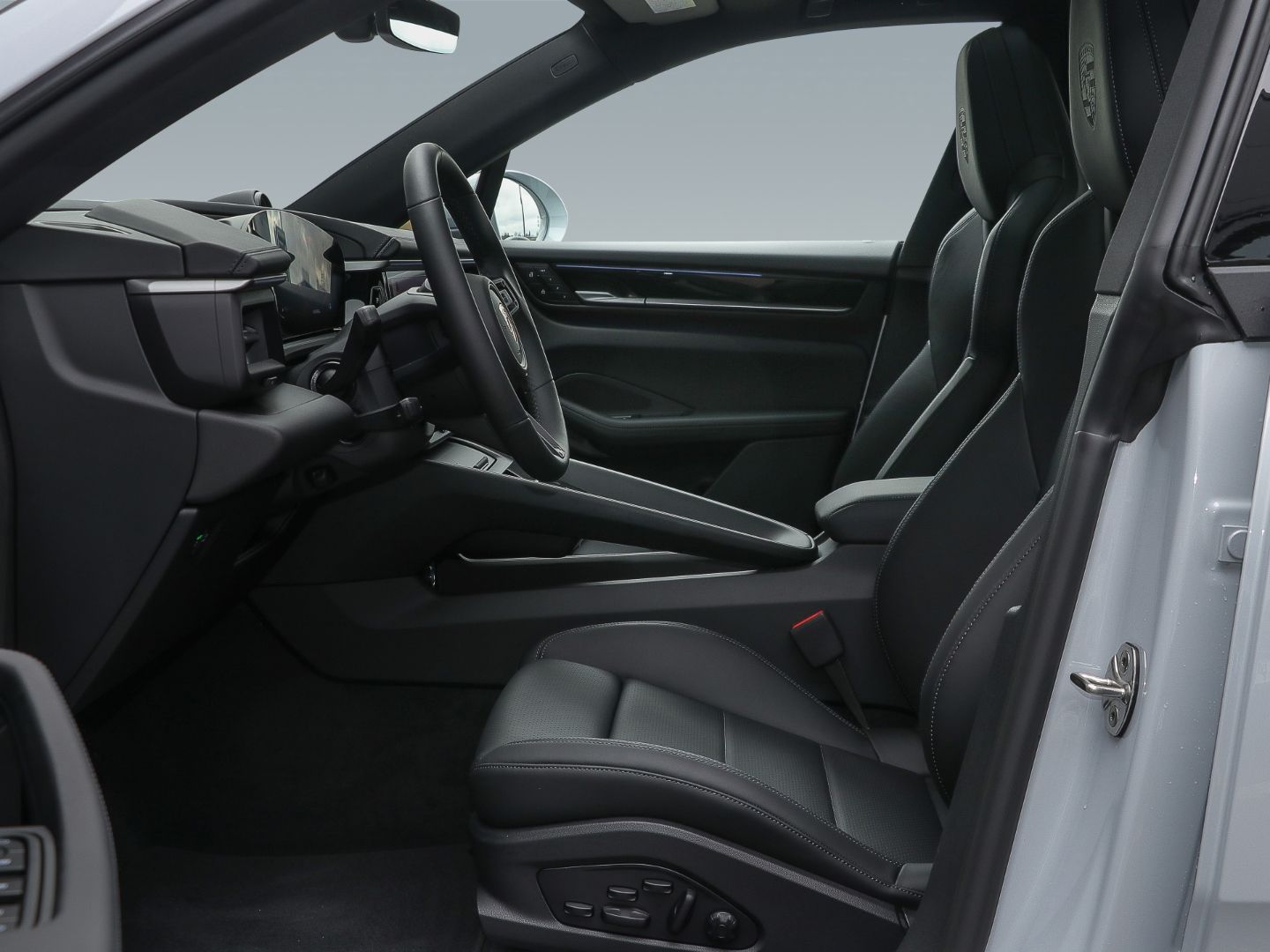 Porsche Macan 4 BOSE Luftfederung Panorama LED-Matrix