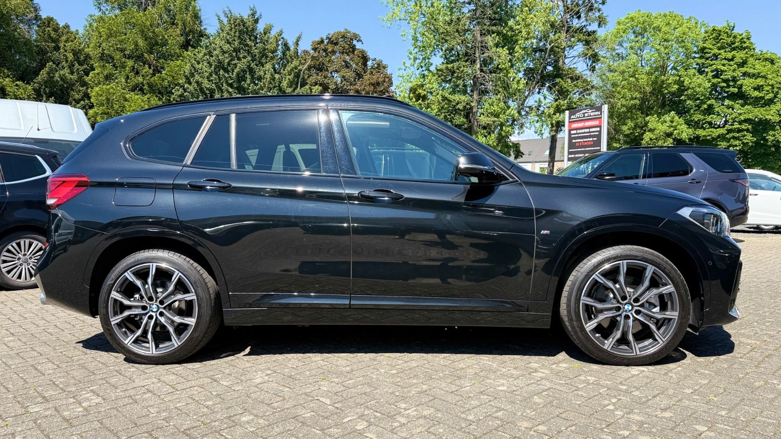 BMW X1 xDrive 20 d M Sport - Samsaru's Car Outlet