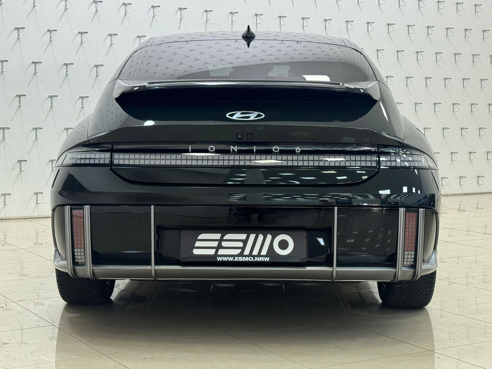 Hyundai IONIQ 6 77,4kWh 325ps 4WD Uniq 360°K/BOSE/DIGI