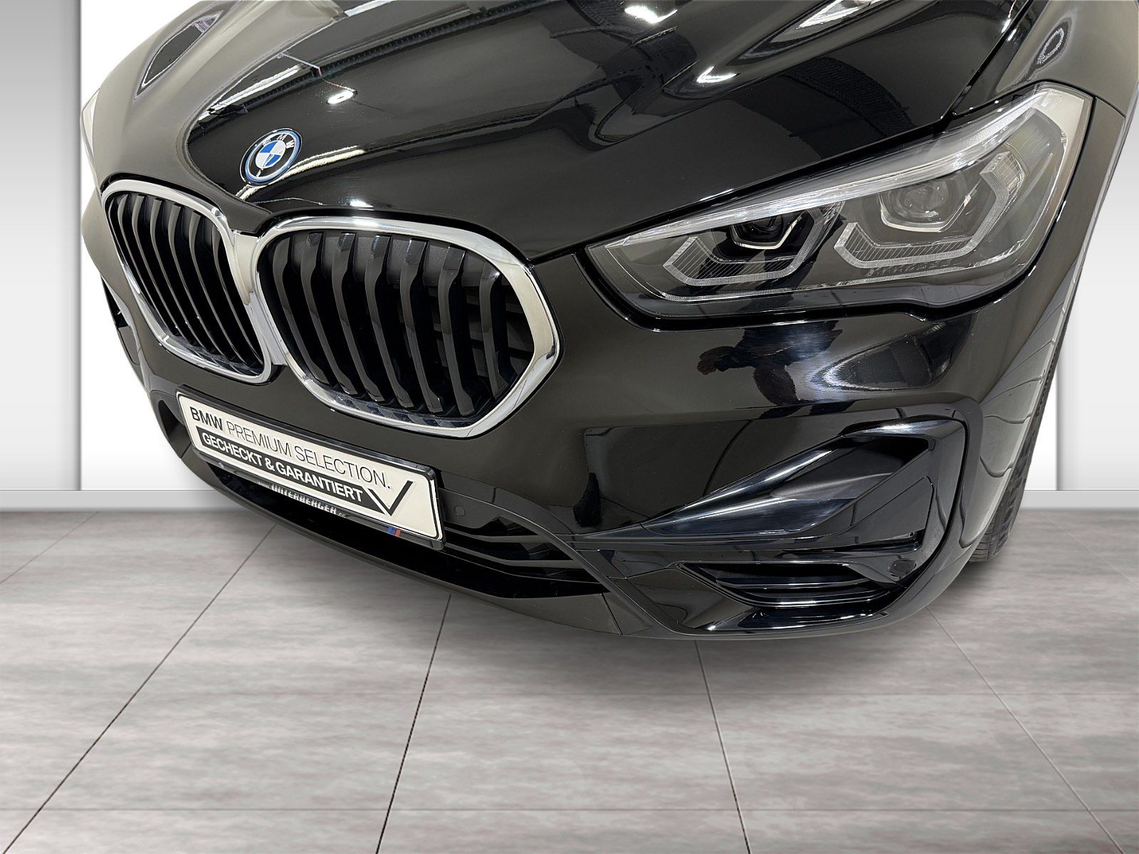 BMW X1 xDrive25e Sport Line - Samsaru's Car Outlet
