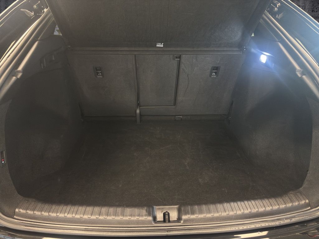Audi Q4 e-tron Sportback 50 quattro S line AHK+Matrix
