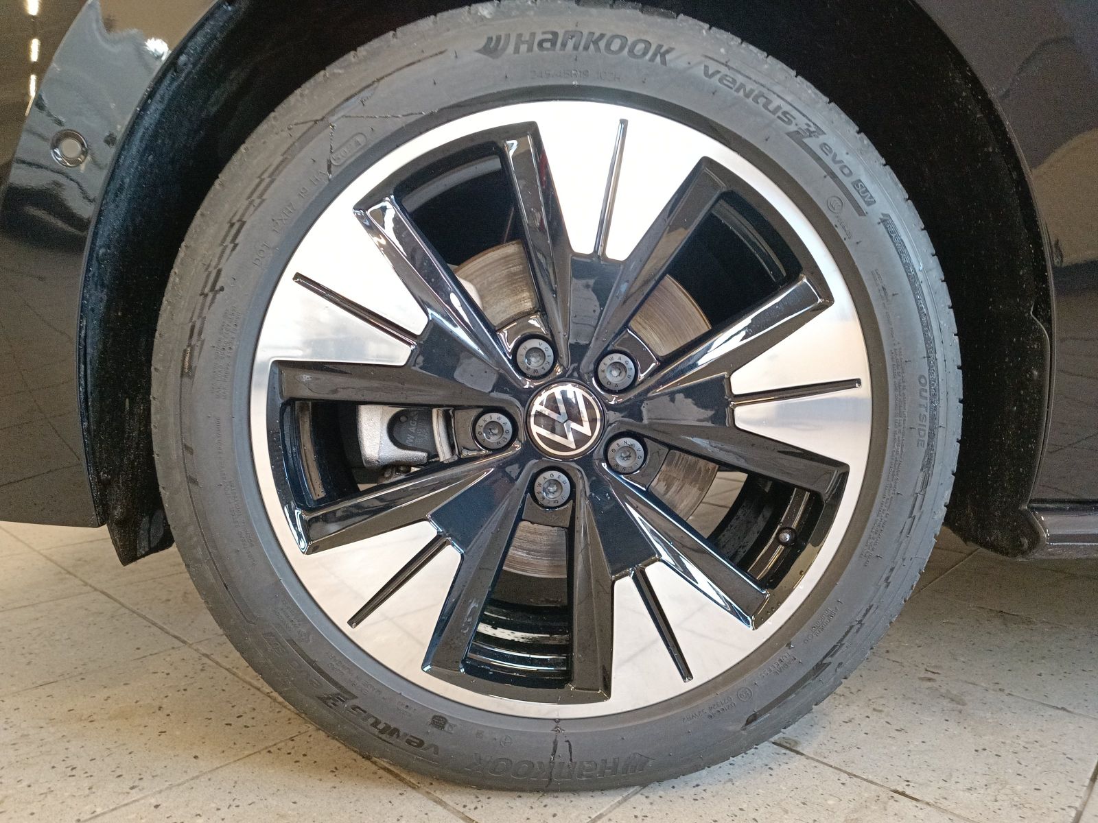 Volkswagen T7 Multivan 1.5 eHybrid Style lang DSG AHK*Leder
