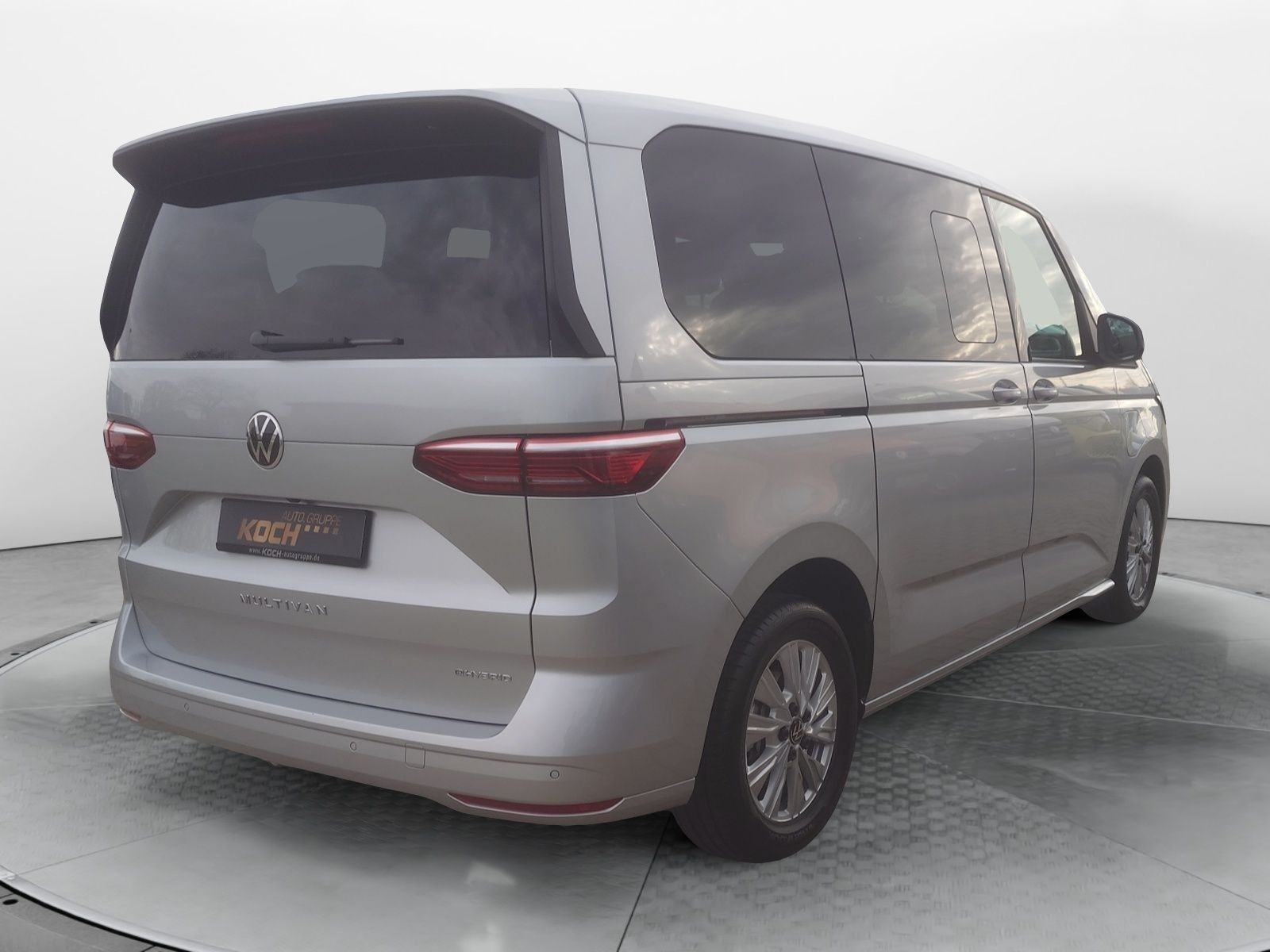 Volkswagen T7 Multivan 1.4 eHybrid - Samsaru's Car Outlet