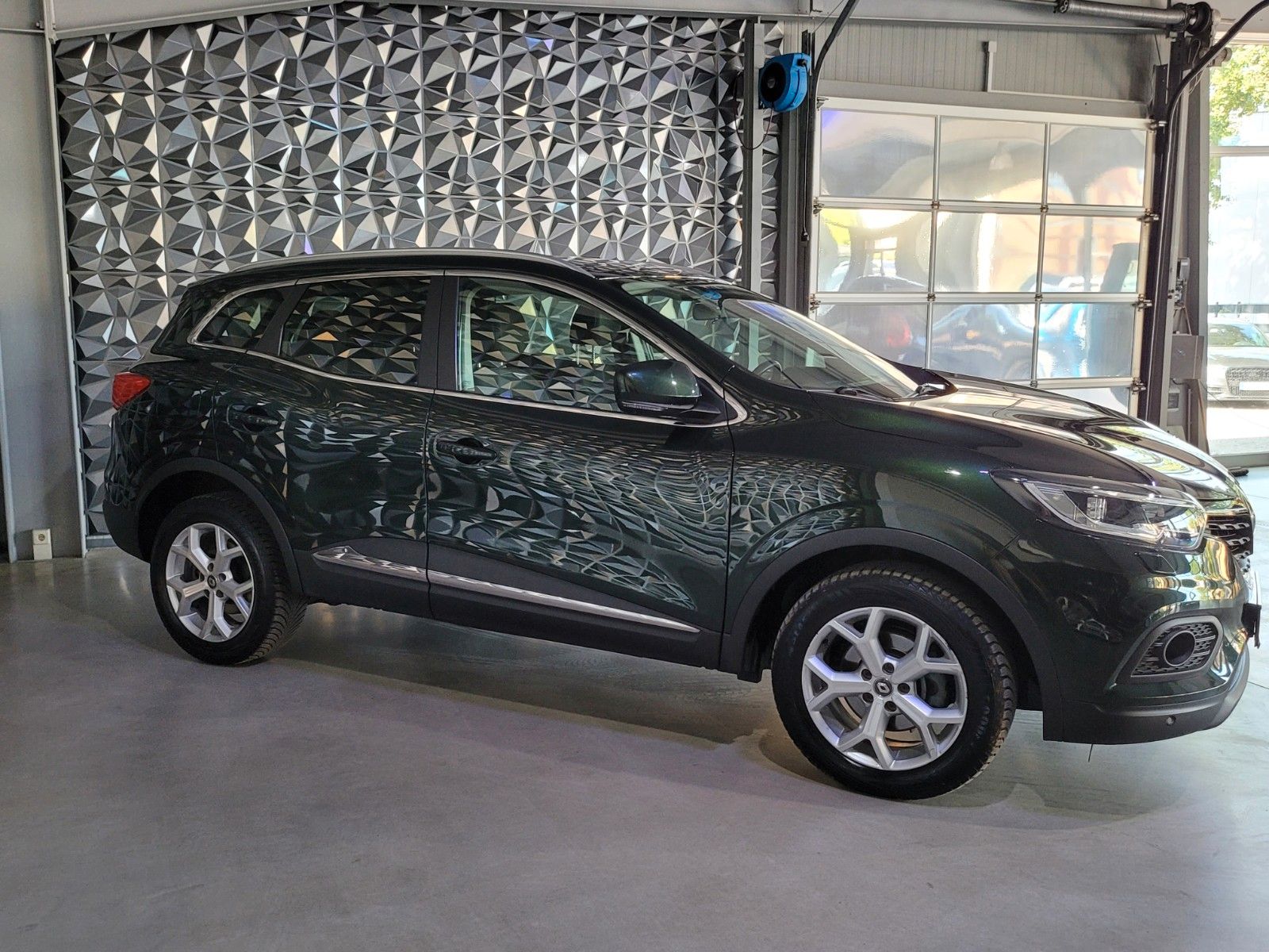 Renault Kadjar - Samsaru's Car Outlet
