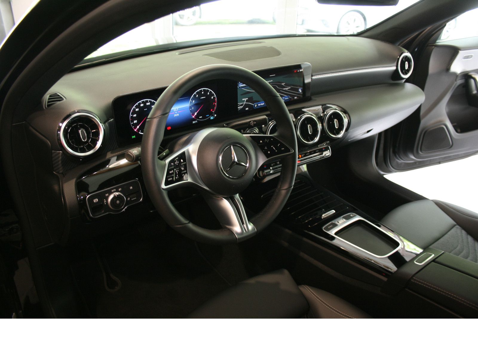 Mercedes-Benz A 180 d Progres. Line Advanced - Samsaru's Car Outlet