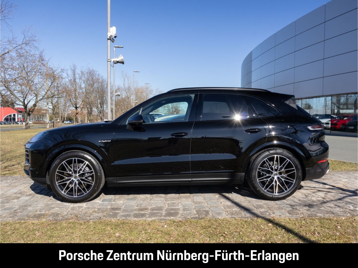 Porsche Cayenne E-Hybrid Luftfeder BOSE InnoDrive 14-Weg